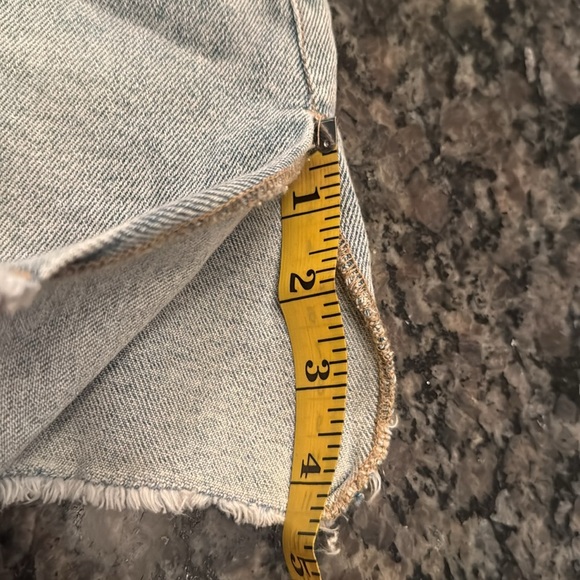 Tinseltown Hi Rise denim Mom Shorts NWT 1/25 - Picture 6 of 10